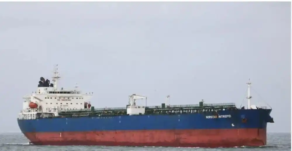 Image from Seafarer's Update ✍️ 🚢: *Russian-linked tanker crew accused in Finland-Estonia undersea cable ...