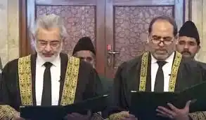 Image from 𝐏𝐓𝐈 𝐒𝐨𝐜𝐢𝐚𝐥 𝐌𝐞𝐝𝐢𝐚 ✅: 💙💫✍🏻۔ 14 ججز چھوڑ کر 15ویں نمبر والے جج کو کیوں ٹرانسفر کیا گیا؟ جس...
