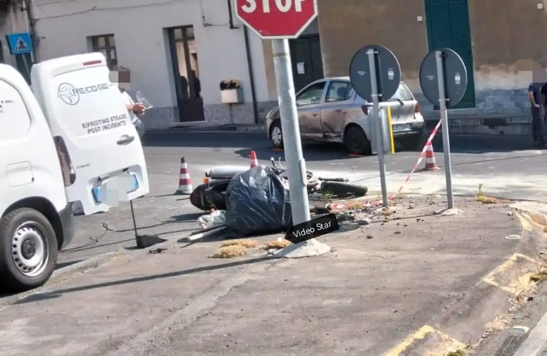 Image from Video Star: Aci Sant’Antonio: scontro auto-moto, ferito il centauro Incidente st...