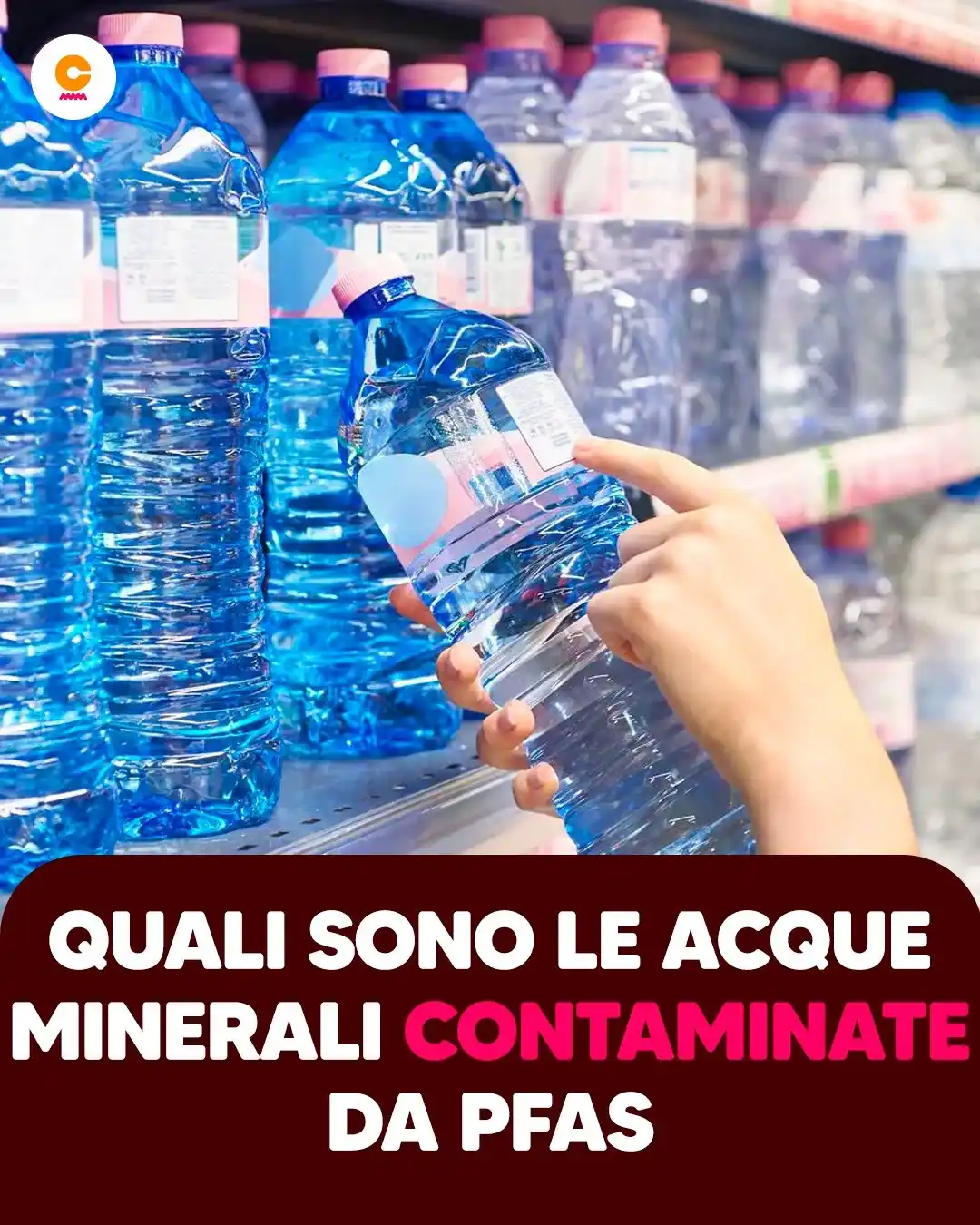 Image from Cookist: *ACQUA CONTAMINATA AL SUPERMERCATO* 💧  Spesso crediamo sia l'acqua mi...