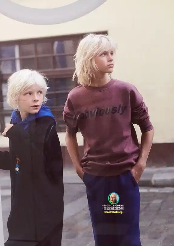 Image from HOUSE DRAGÓN FANÁTICOS 🛡️: ¿Alguna vez imaginaste a los príncipes Targaryen en pleno 2025? 💼📱 V...