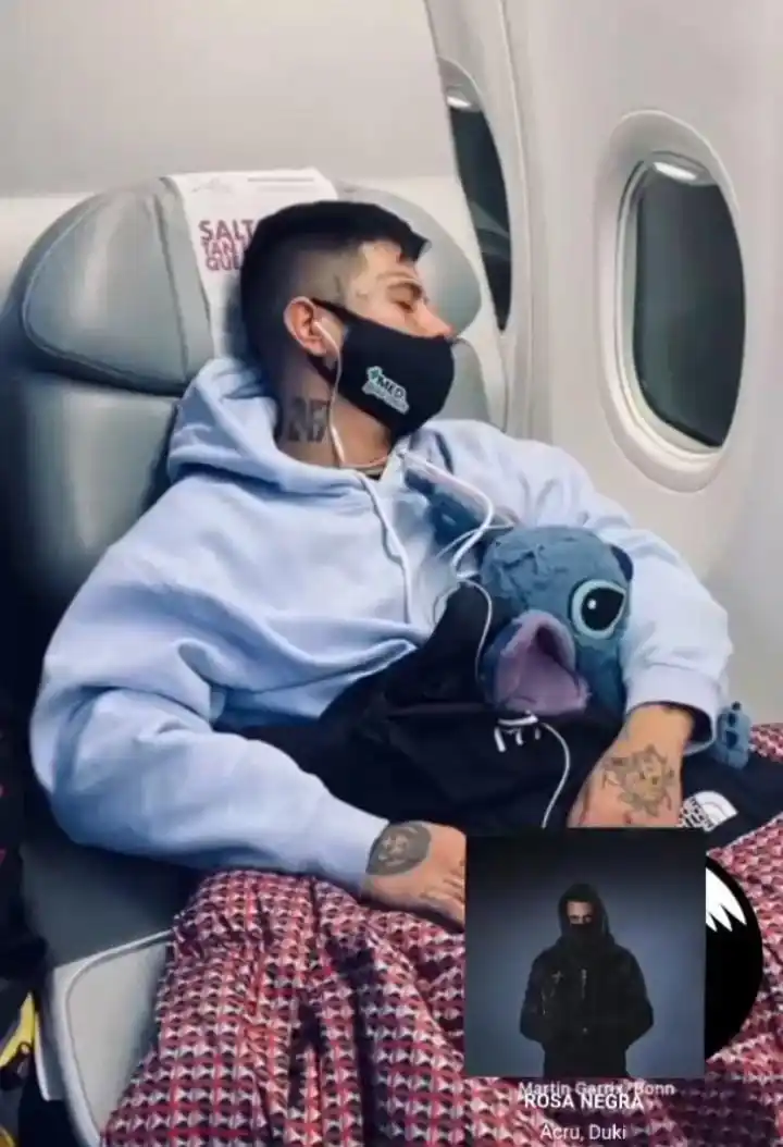 Image from 𓆰𓆪 𝕄𝕆𝔻𝕆 𝔻𝕀𝔸𝔹𝕃𝕆 𝕊𝕊𝕁 𓆩𓆪: Andrew: buenas noches mis diablos y  diablas sueñen con el Duko 😴...