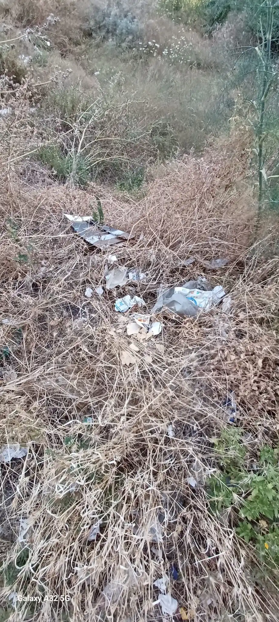 Image from Video Star: Biancavilla: degrado in via Fallica, segnalazione a Video Star Segnal...