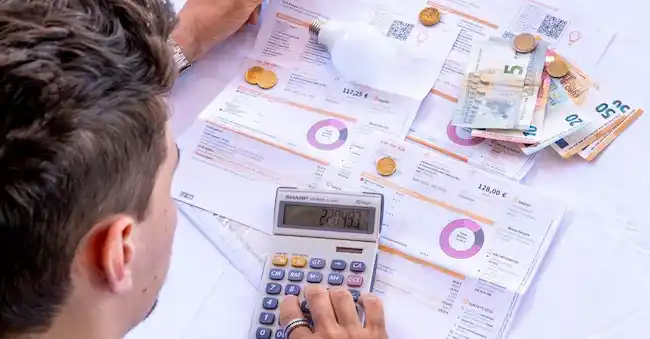 Image from Il Sole 24 Ore: 📄 *Bollette: da inizio 2025 tornati prezzi più bassi nel mercato tute...