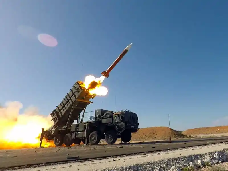 Image from Kumalo Daily: BREAKING: 🇺🇸🇮🇱 🇮🇷US sends air defense systems from Ukraine to M...