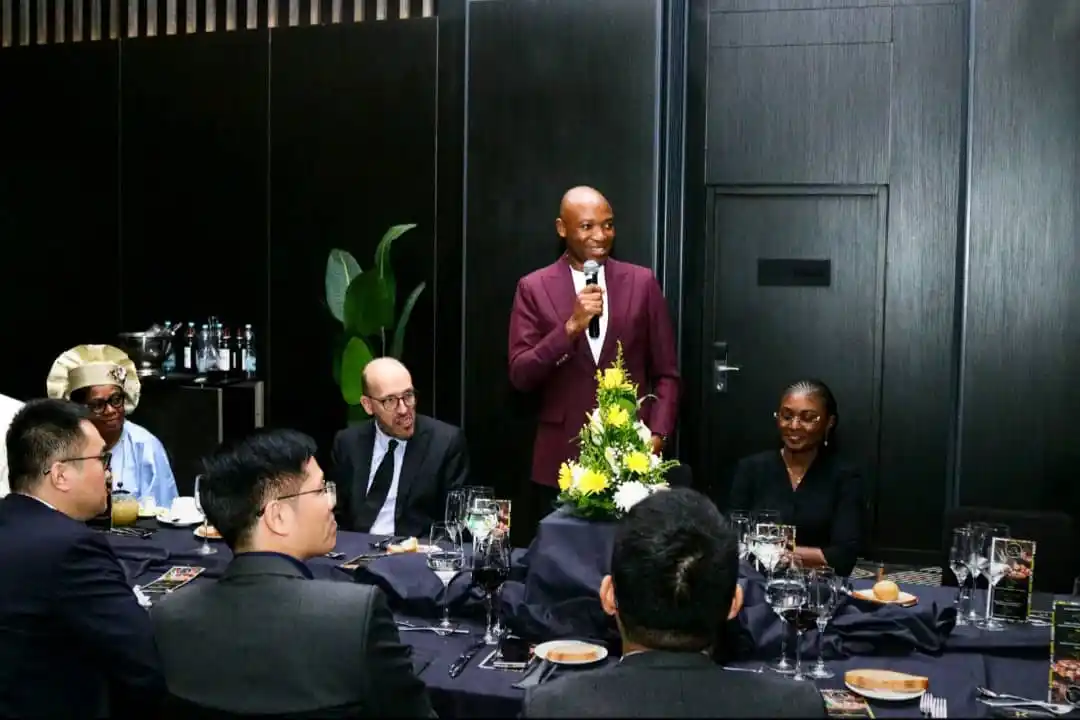 Image from La Voix Des Entreprises: 🇨🇲 *DÎNER D’AFFAIRES : Le « Club by MTN » renforce ses liens d’amiti...