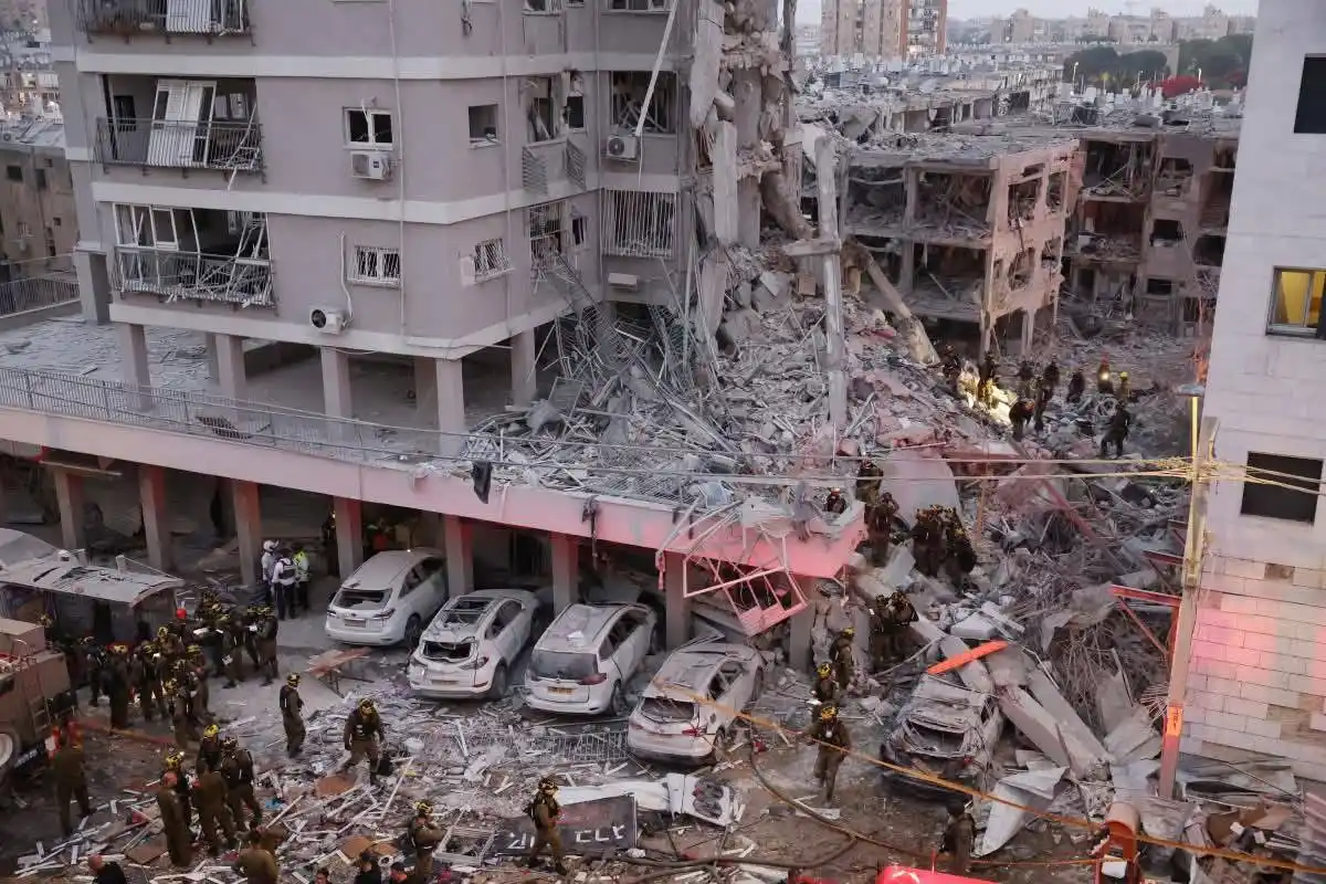 Image from PNG FACTS: PNG Calls For Peace As Israel-Iran War Escalates In Middle East Read ...