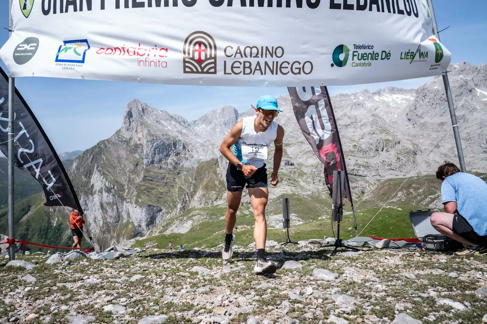 Image from Revista Trail Run: 💥 *Récord de Marcos Villamuera en el Km Vertical Fuente Dé, Gran Prem...