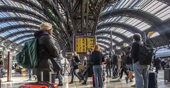 Image from Il Sole 24 Ore: 🚉 *Sciopero Trenitalia del 19 e 20 giugno: i treni garantiti e le fas...