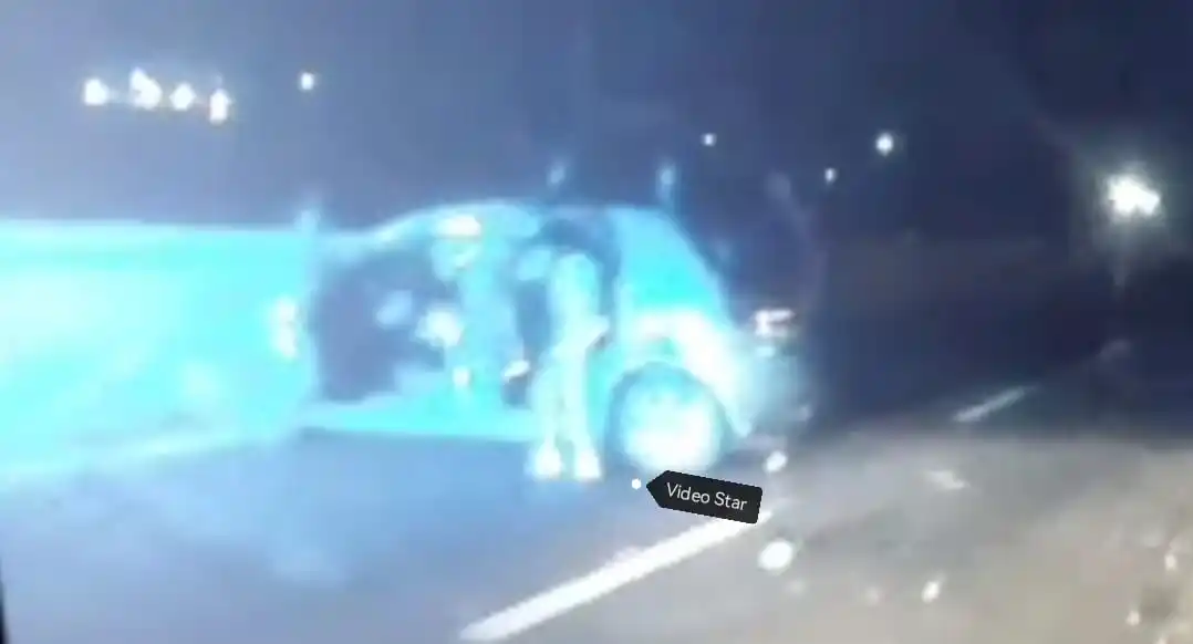Image from Video Star: SS 121: incidente autonomo nella notte, auto contro guardrail, Incid...