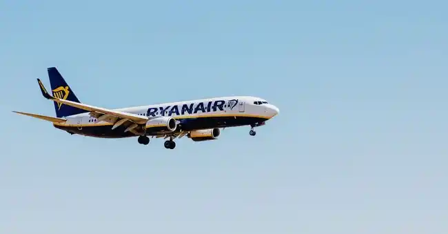 Image from Il Sole 24 Ore: ✈️ *Turbolenza sul volo Ryanair, il racconto di un passeggero italiano...