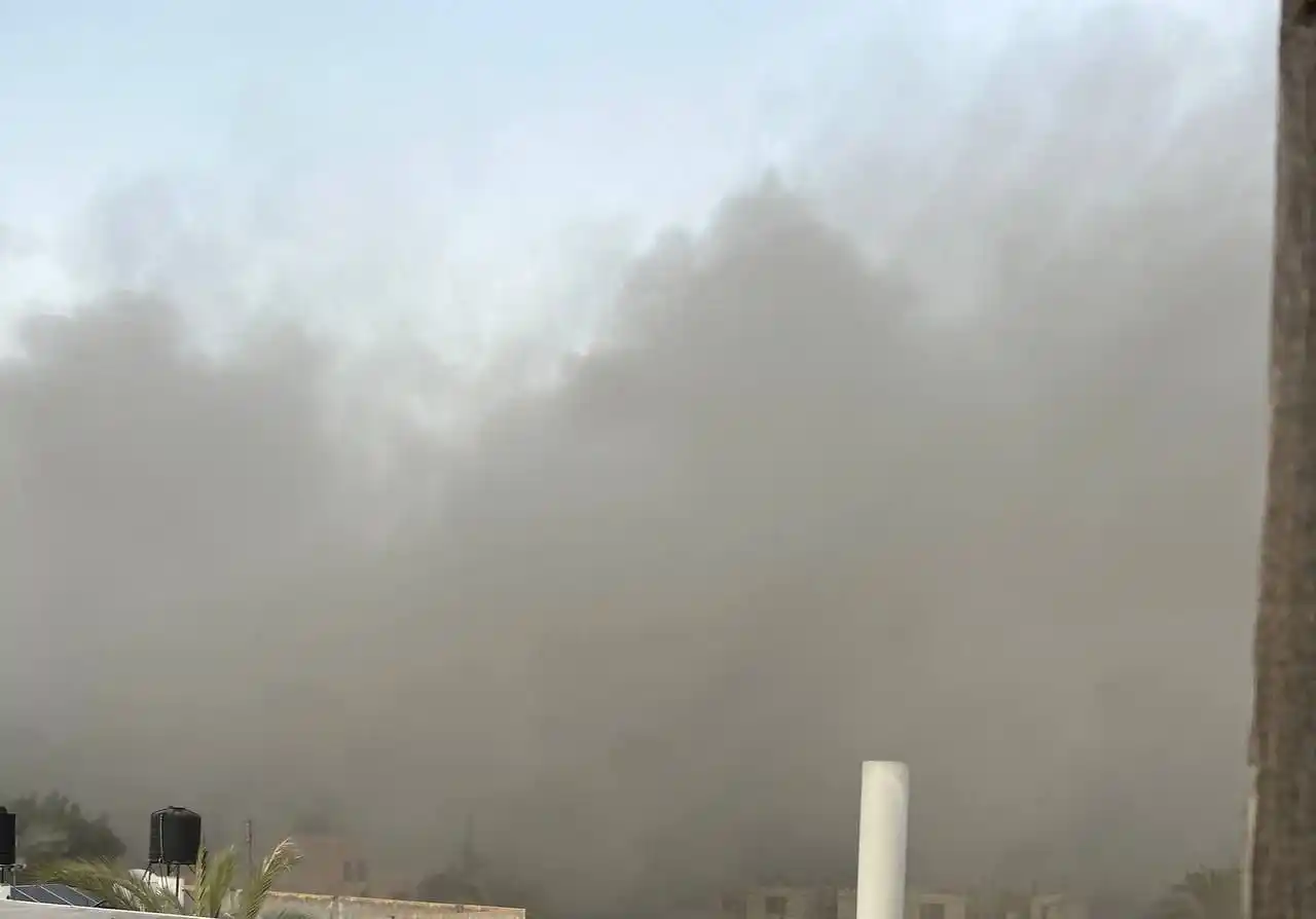 Image from القسطل الاخباري | القدس: عاجل | غارة جوية من طائرات الاحتلال على منطقة الزوايدة، وسط قطاع غزة....