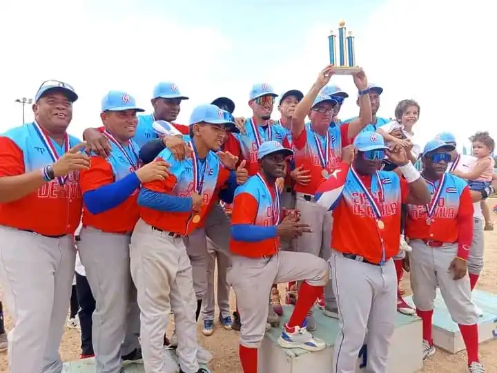 Image from 🇨🇺 Círculo de Espera ⚾🏐🏀⚽: 🇨🇺🥎 Ciego de Ávila retiene el título en el Campeonato Nacional masc...
