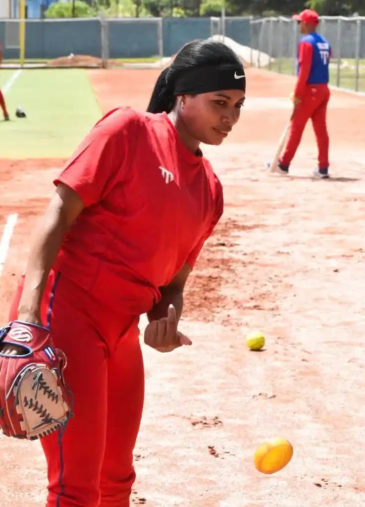 Image from 🇨🇺 Círculo de Espera ⚾🏐🏀⚽: 🥎 Cuba 🇨🇺mantiene invito en Tope ante Venezuela del Softbol Femenin...