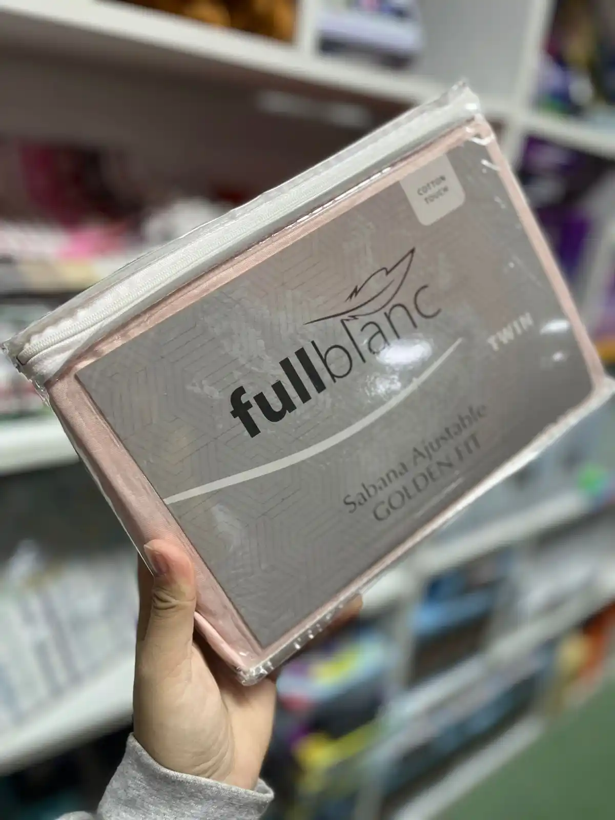 Image from Mayorista VICO: _CUBRECAMA FULL BLANC✨☺️_  1PLAZA Y MEDIA $12.799  2PLAZAS Y MEDIA $13...