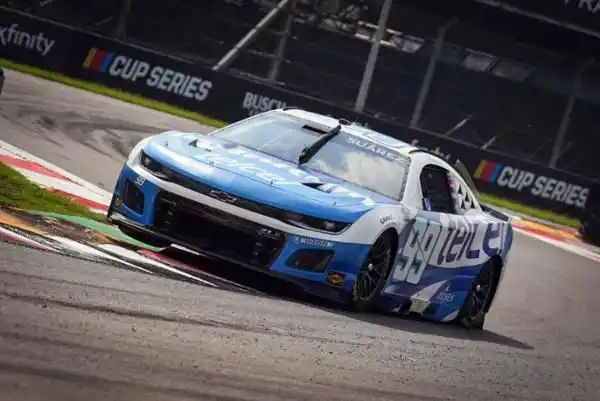 Image from Escudería Telmex : 💻 Daniel Suárez pierde gas al final en la Viva México 250 de NASCAR C...