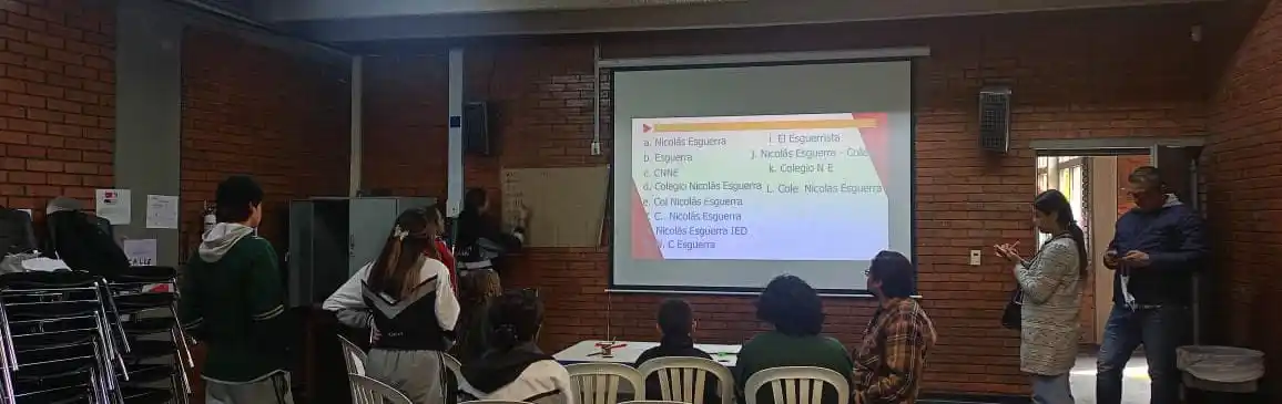 Image from Colegio Nacional Nicolás Esguerra IED: Estamos hoy en reunión con el Equipo de Transmilenio, el Consejo Estud...