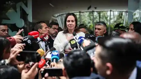 Image from LB Journalist: Miguel Uribe Turbay fue sometido a una nueva cirugía tras complicación...