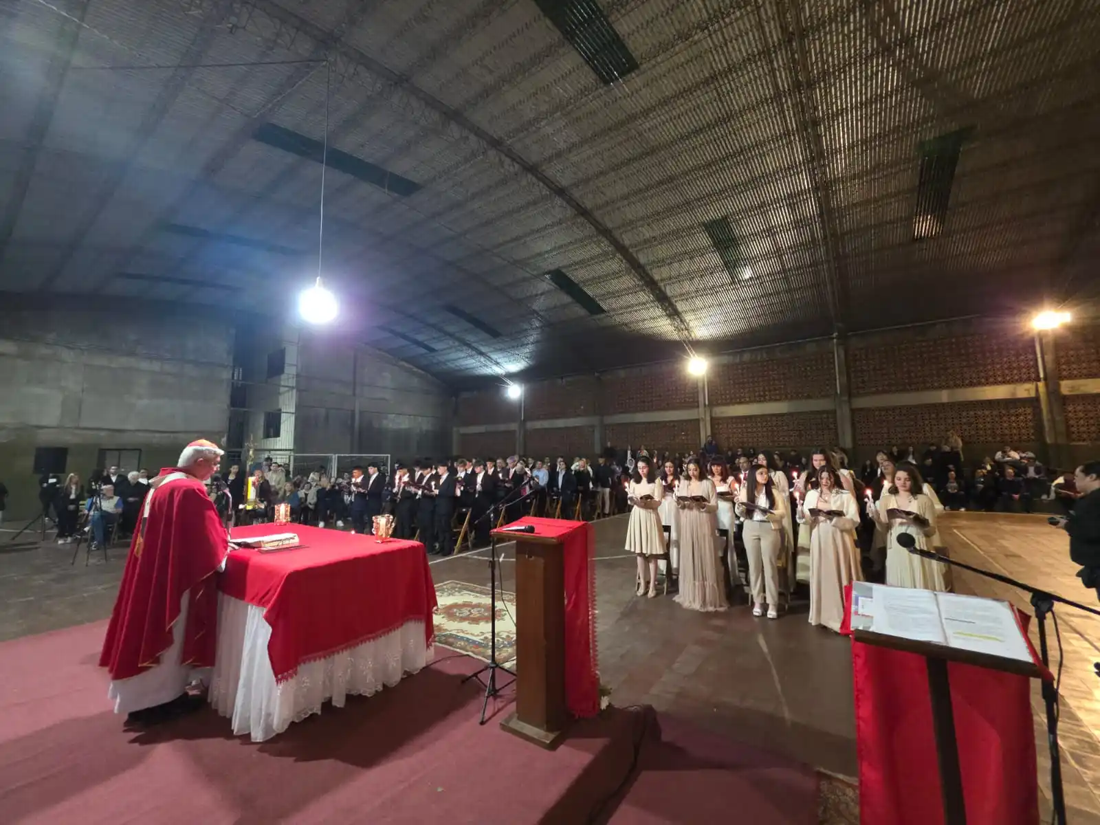 Image from Arzobispado de Asunción: <a class="text-blue-500 hover:underline cursor-pointer" href="/hashtag...