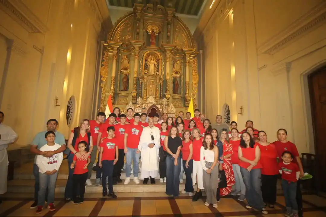 Image from Arzobispado de Asunción: <a class="text-blue-500 hover:underline cursor-pointer" href="/hashtag...
