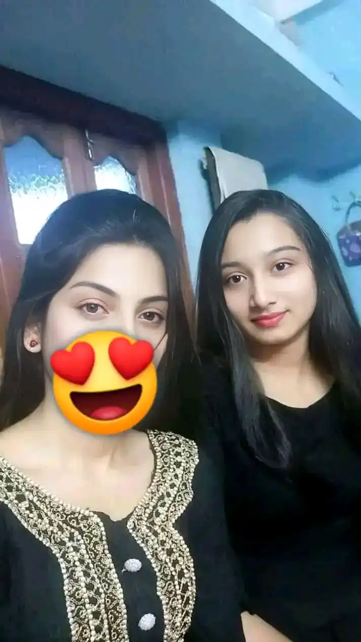 Pakistani Girls post