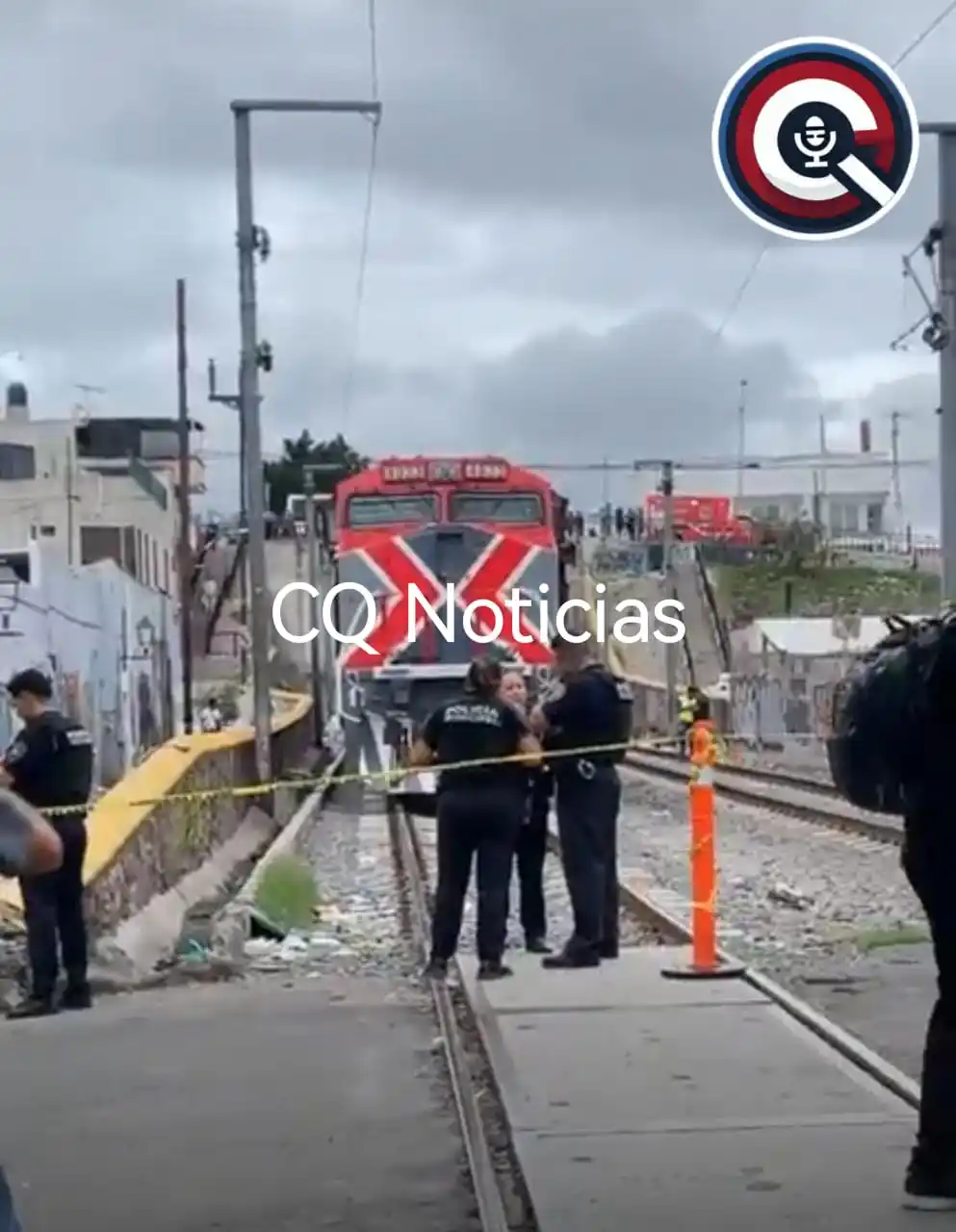 Image from CQ NOTICIAS 📝 (Sin Censura): ⚠️👮🏻♀👮🏼♂️🚔 *Actualización preliminar | Accidente ferroviario in...