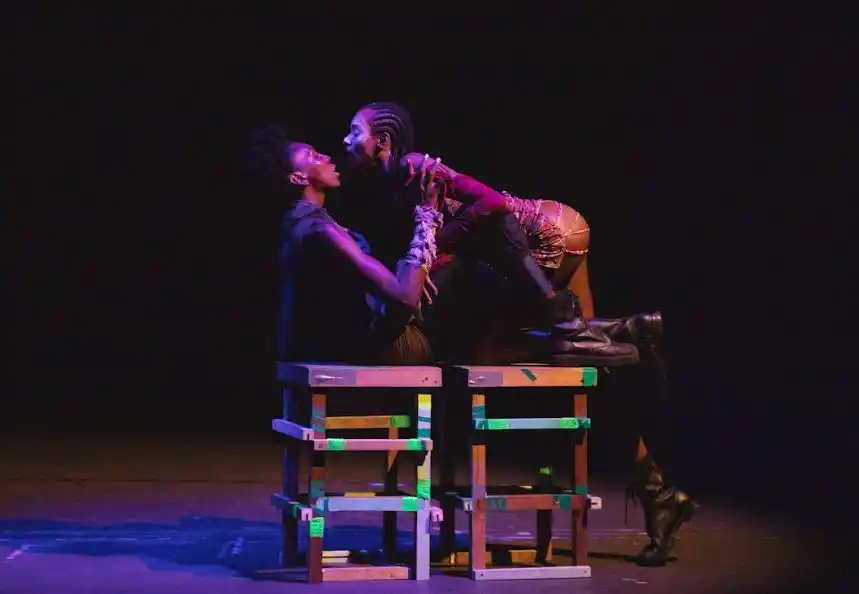 Image from Portal MUD - Museu da Dança : 📣 <a class="text-blue-500 hover:underline cursor-pointer" href="/hash...