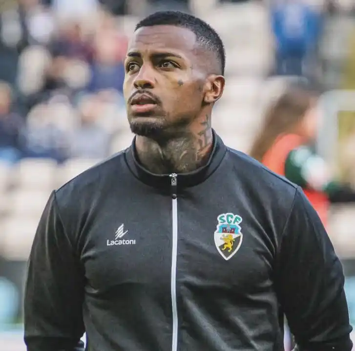 Image from SCCP News | Corinthians: ⚫️⚪️ | O Corinthians fez uma sondagem por David Pastor, lateral-direit...