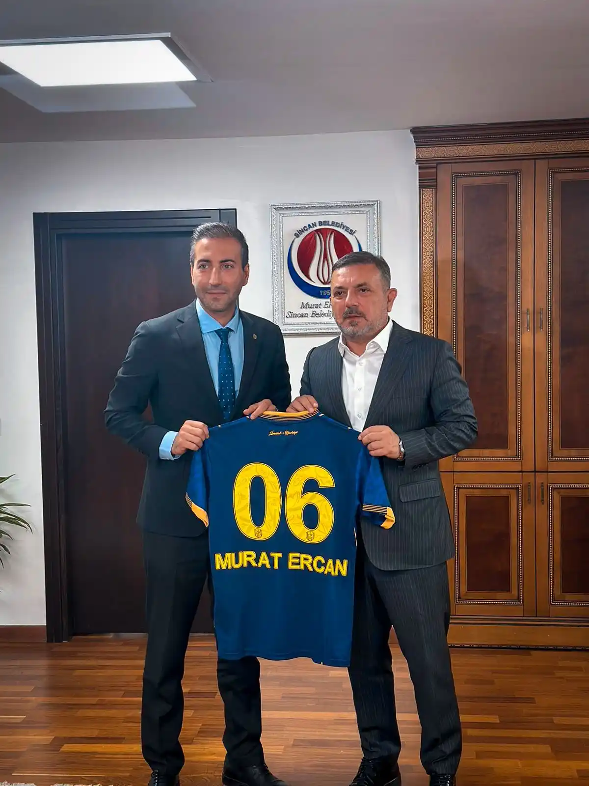 Image from MKE Ankaragücü: Başkanımızdan Sincan Belediye Başkanı Sayın Murat Ercan’a Ziyaret Ziy...