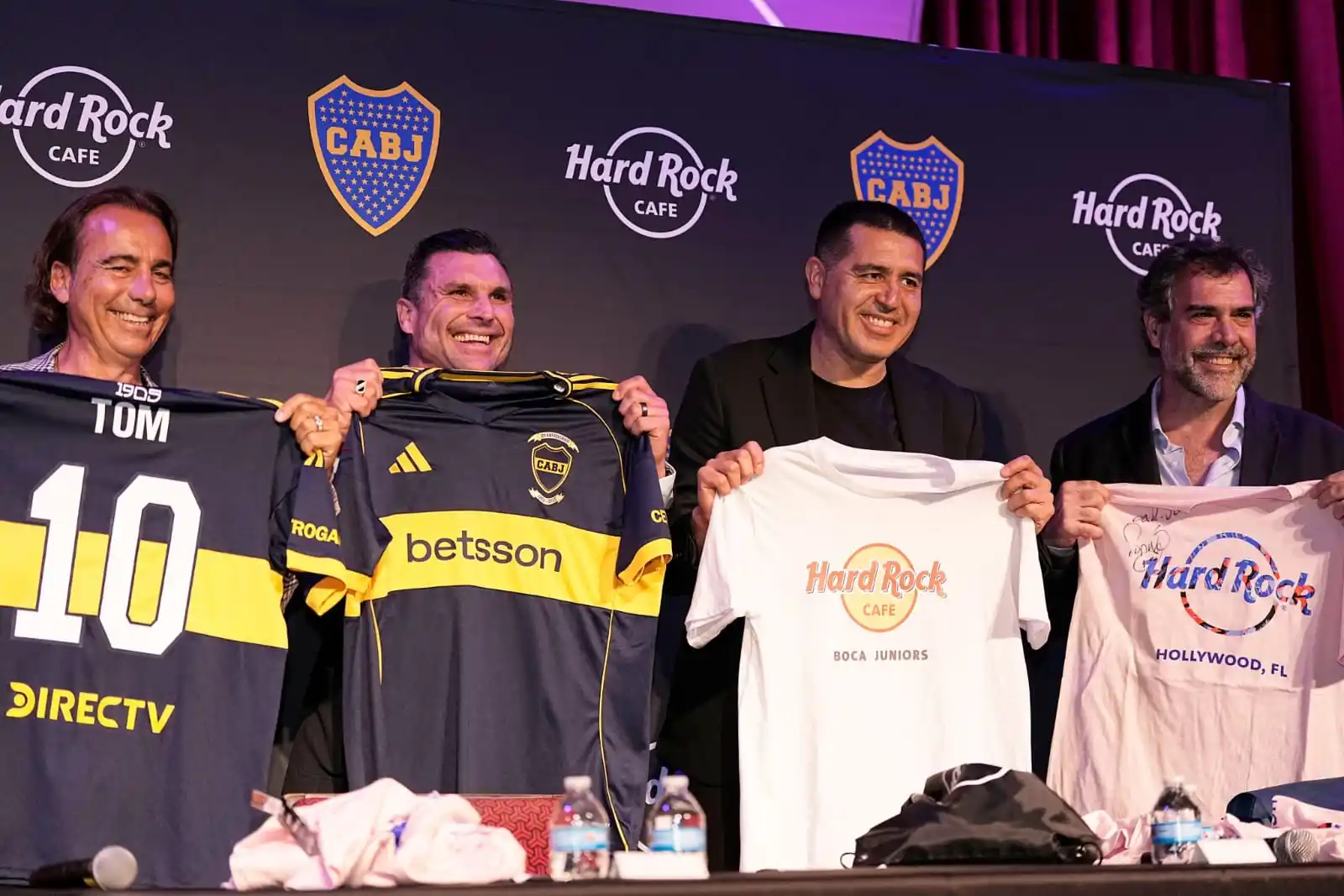 Image from XENEIZES: πππ«π ππ¨ππ€ ππππΜ π₯π₯ππ π π ππ ππ¨π¦ππ¨π§ππ«π β¨ E...