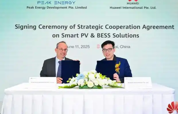 Image from Saur Energy: Huawei Backs Peak Energy for 700 MW Clean Energy Push Across APAC.. Re...