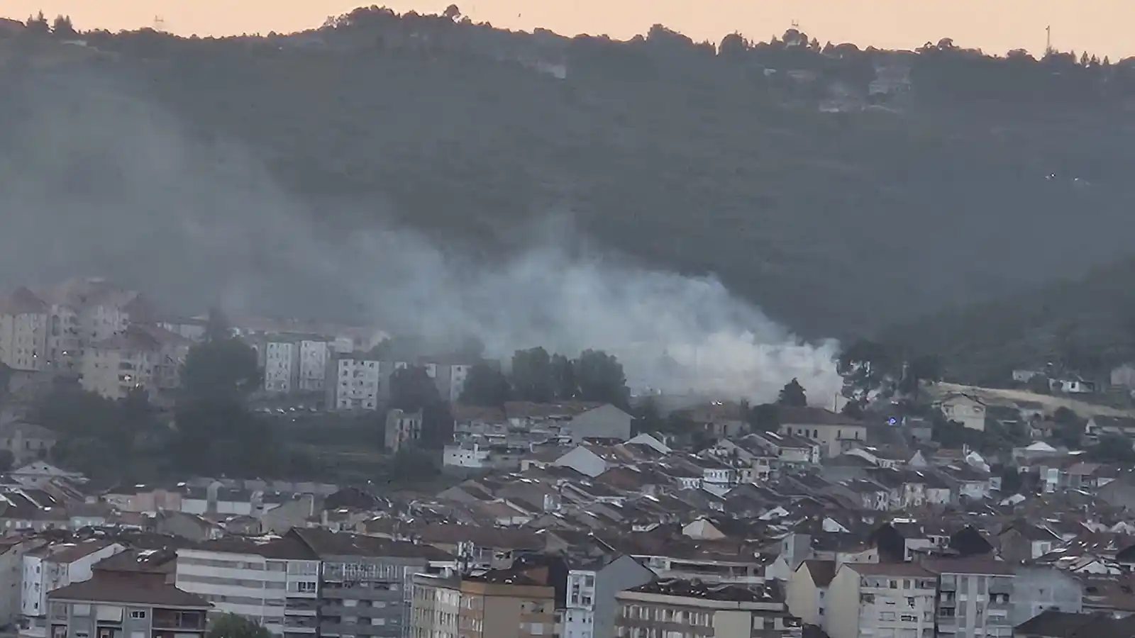 Image from La Región: 🔴 ÚLTIMA HORA | Un nuevo incendio en Covadonga despide una jornada de...