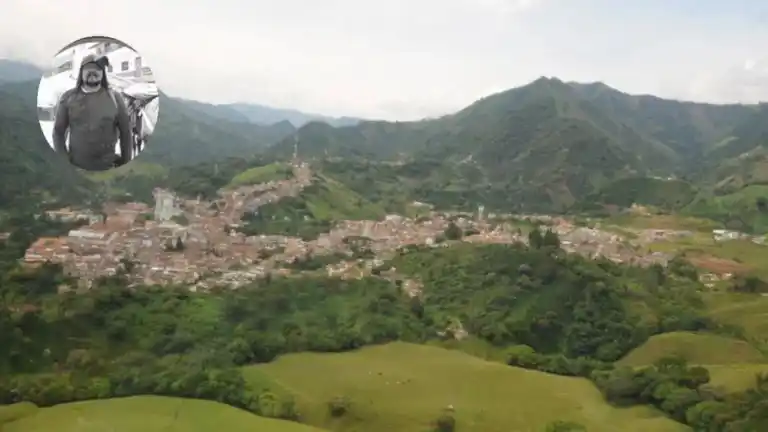 Image from Hora 13 Noticias: ¡Muy querido por la comunidad! Asesinan a Otoniel de Jesús, un reconoc...