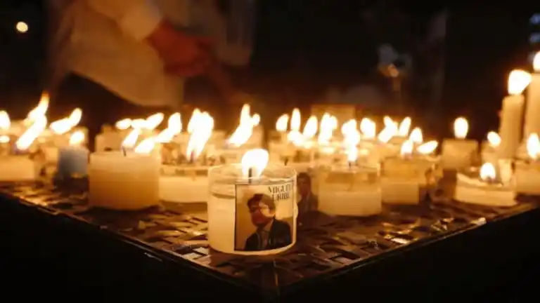 Image from Hora 13 Noticias: Una luz por la vida: Antioquia se unirá a la concentración para orar p...
