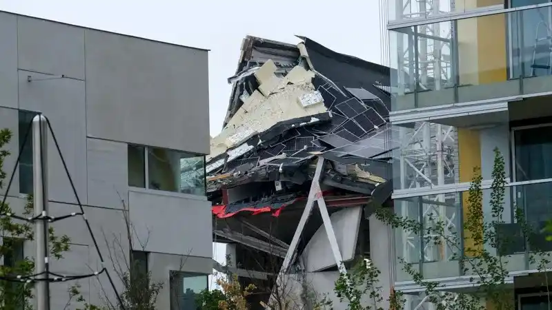 Image from VRT NWS: 4 jaar na het instorten van een school in aanbouw op Nieuw Zuid in Ant...