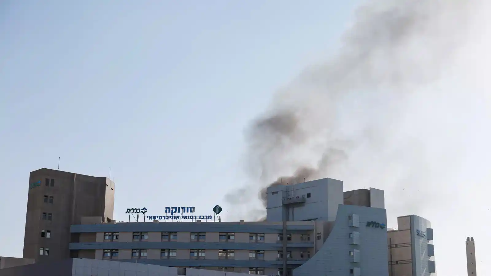 Image from VRT NWS: Israël en Iran blijven elkaar bestoken met raketaanvallen. Bij Iraanse...