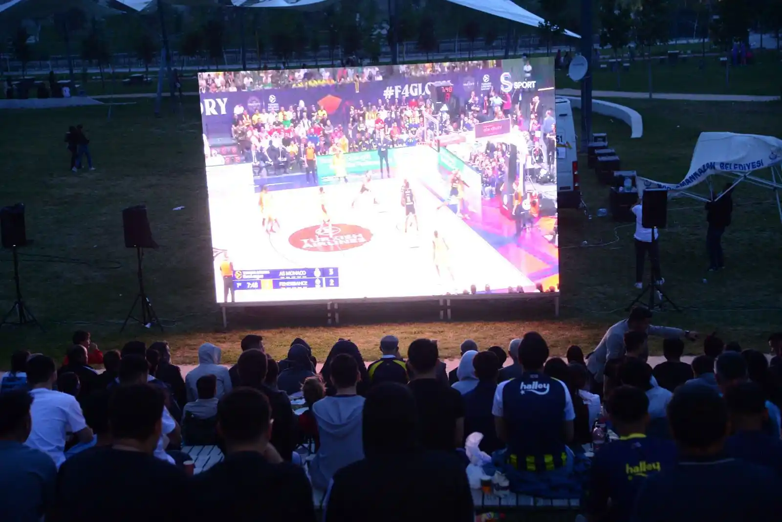 Image from Kahramankazan Belediyesi : Avrupa’nın en büyüğü Fenerbahçe! 💛💙🏆  EuroLeague Final Four final m...
