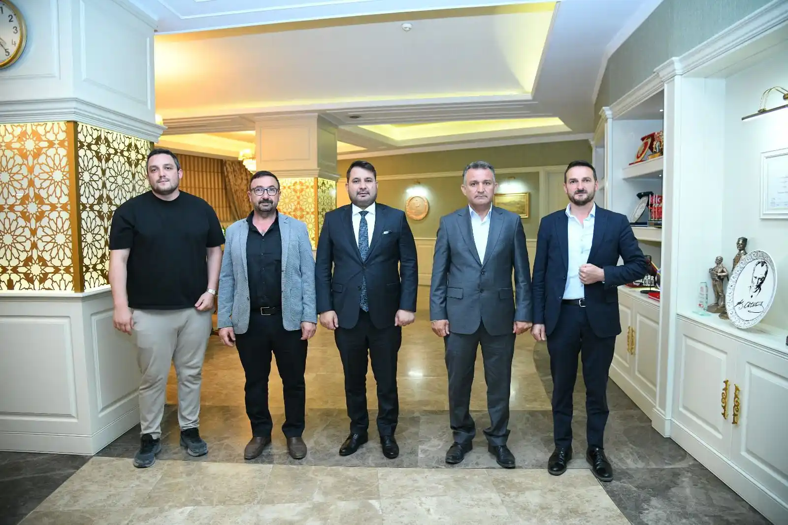 Image from Kahramankazan Belediyesi : Başkanımız Sn. Selim ÇIRPANOĞLU, Yukarıkaraören Mahallesi Muhtarı Adem...