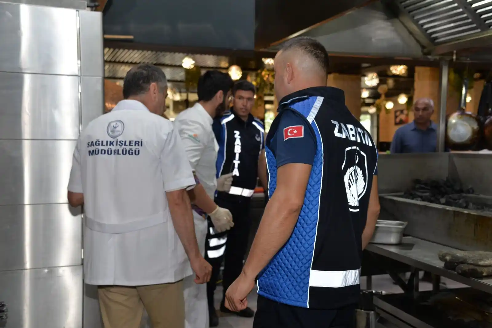 Image from Kahramankazan Belediyesi : 🔍 Bayram Öncesi Sağlık Denetimlerimiz Artırıldı! Zabıta ekiplerimiz,...
