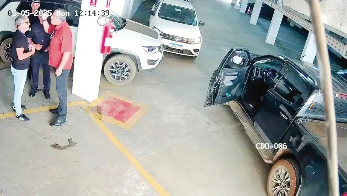 Image from O Popular: 💼 *Giro | Kowalsky volta à Câmara de Goiânia 40 dias após exoneração*...