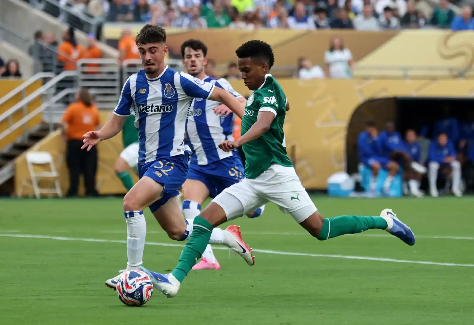 Image from UOL | Palmeiras Agora: Porque existe esse *abismo* entre o *futebol europeu e o resto do mund...