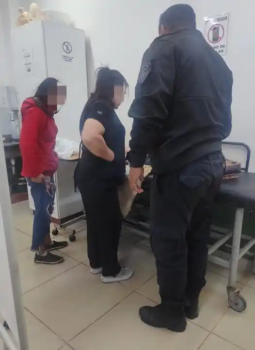 Image from El Misionerismo: *IGUAZÚ*  *Policias asistieron de urgencias a un bebé de cuatro meses ...