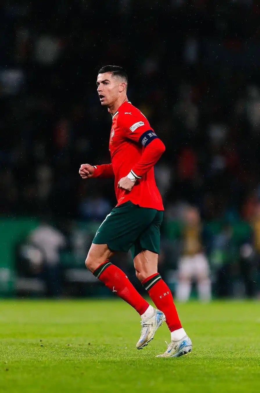 Bolavip | Cristiano Ronaldo News in English 7️⃣🐐 post