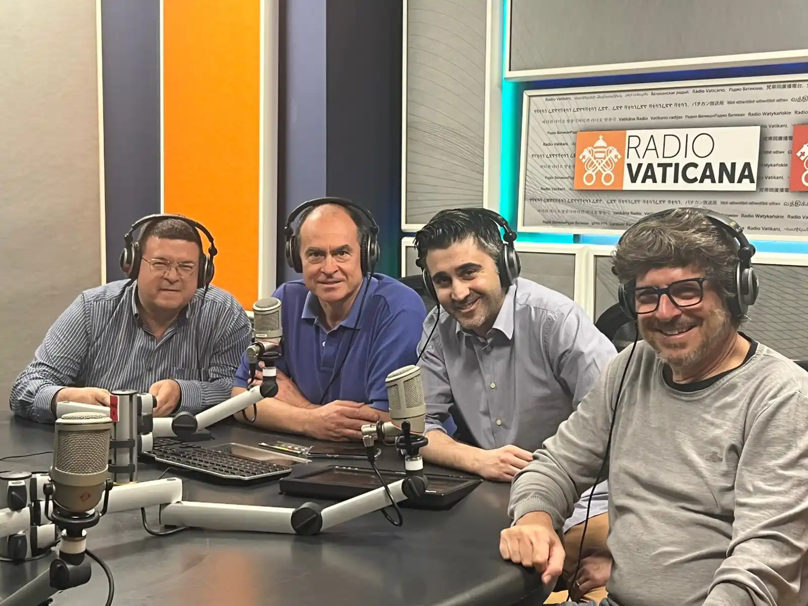 Image from Radio Vaticana IT: A Sound Snack gli attori Michele La Ginestra e Matteo Montalto hanno p...