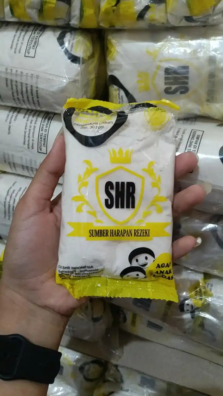 Image from Toko LC GROSIR MIX ITEM: Garam shr 250gr@5500/4pcs,,,,5rb*2pkt,,,,ballan 38rb/ball isi 40pcs,,,...