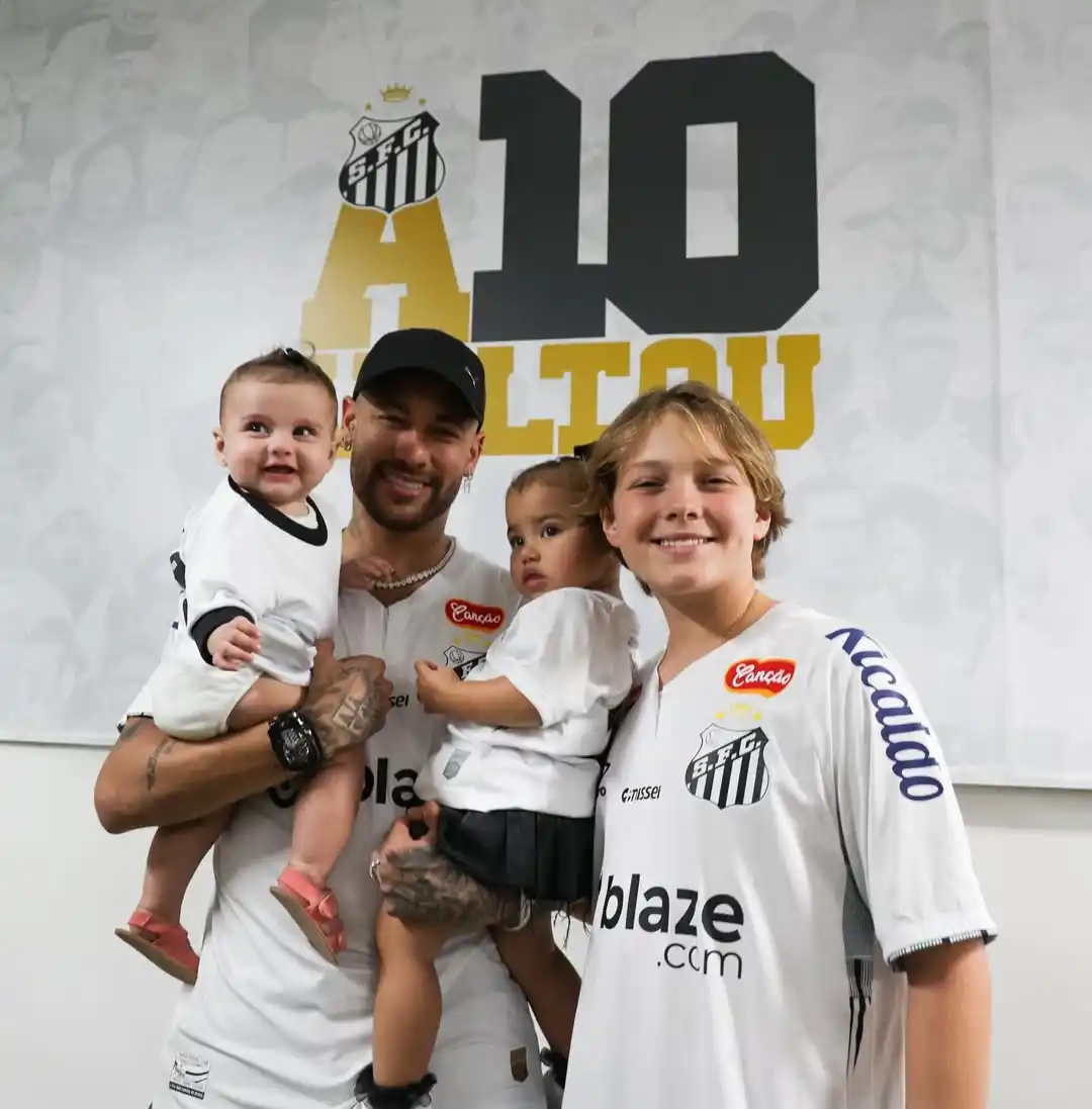 Image from RedeTV! | Entretenimento : Mãe da filha de Neymar anuncia que vai parar de postar fotos da bebê a...