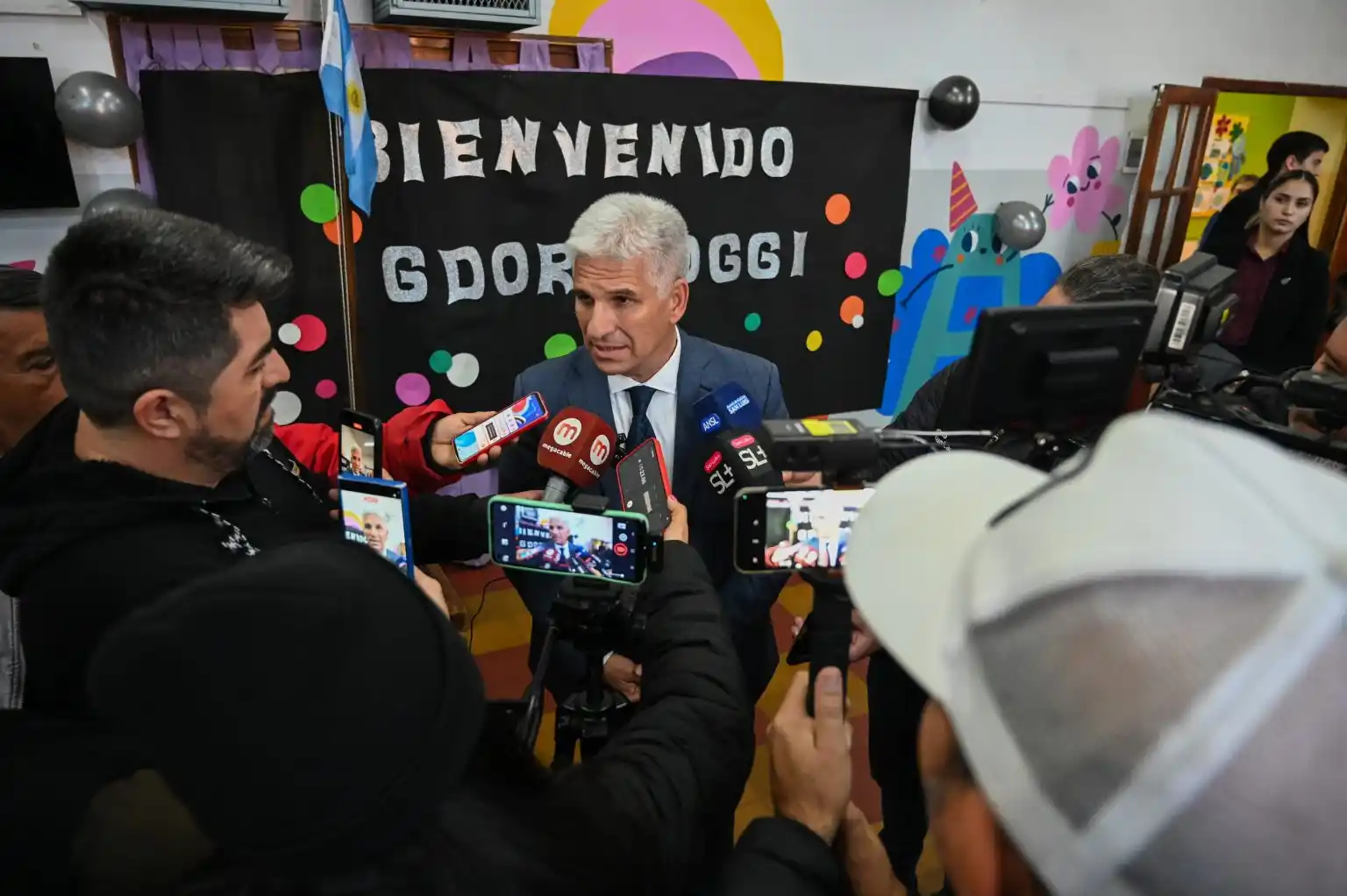 Image from Agencia de Noticias San Luis: 💵 *Poggi anunció que pagará sueldo y aguinaldo el 30 de junio*  Confi...