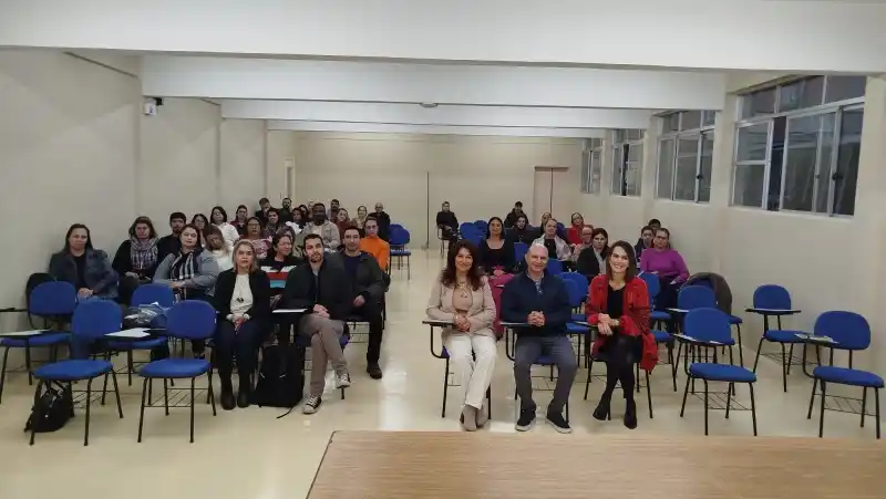 Image from Fatos 24h: Projeto "Espaço Cidadania" promove encontros sobre práticas restaurati...