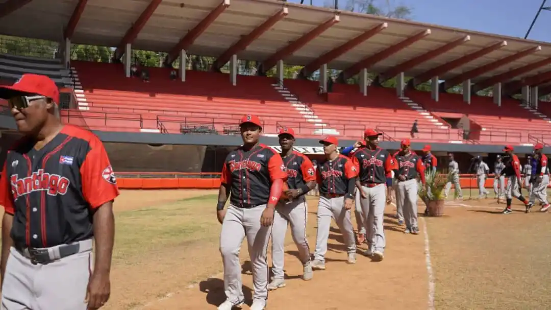 Image from CMKW "RADIO MAMBÍ" 📻🇨🇺: ⚾️ Torneo Sub-23 🏟 Estadio: "Mártires de Barbados" ➡️ SCU (2-2) ➡️ GR...