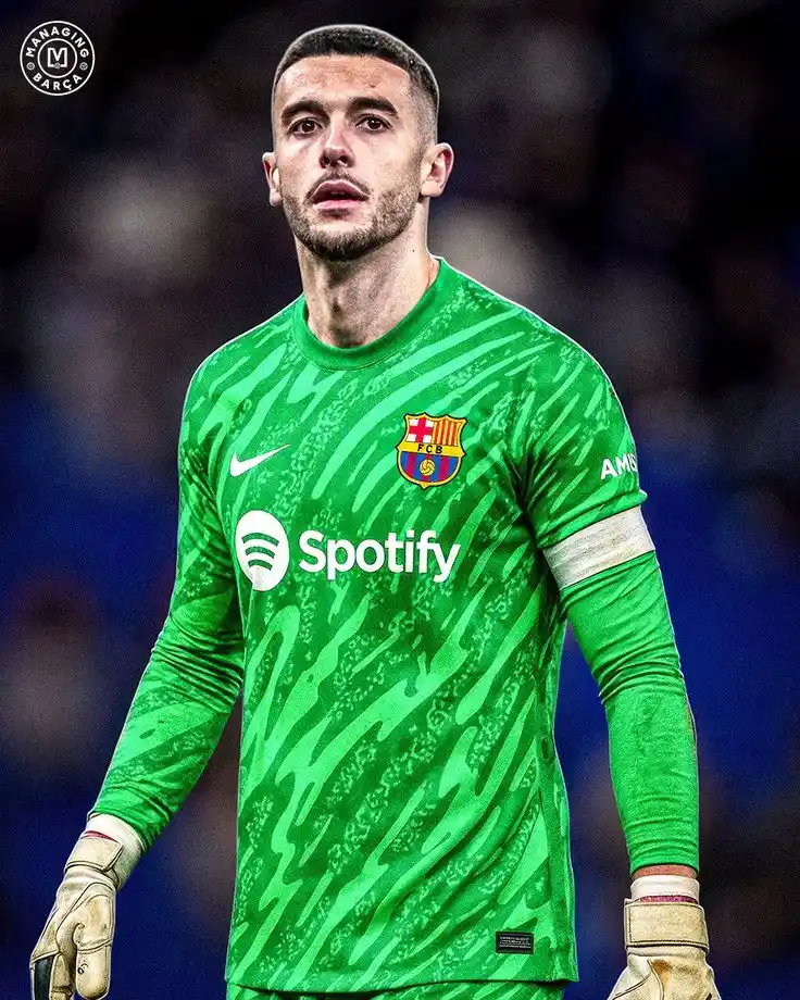 Image from Kabar Bola: Barcelona resmi merekrut kiper Joan Garcia dari Espanyol dengan mengak...